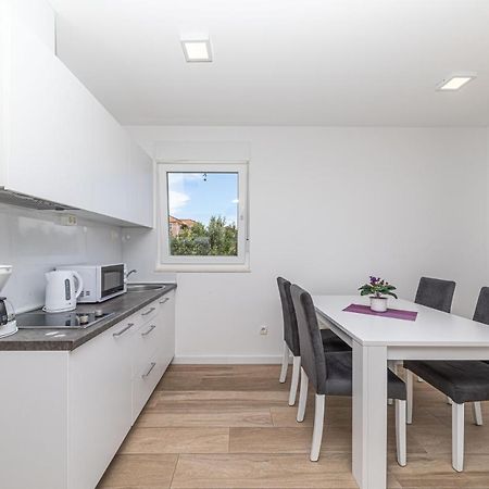 Blue View Apartment Трогир Екстериор снимка