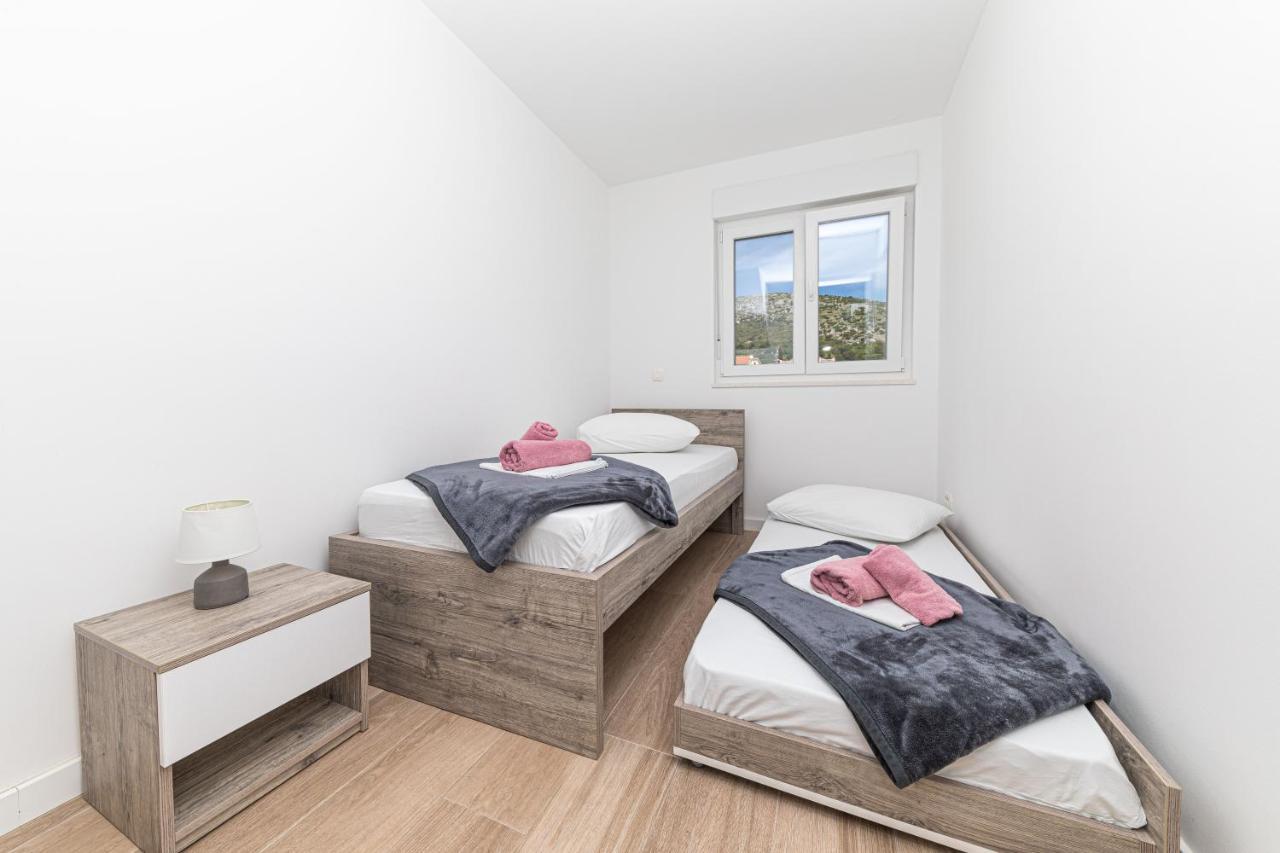 Blue View Apartment Трогир Екстериор снимка
