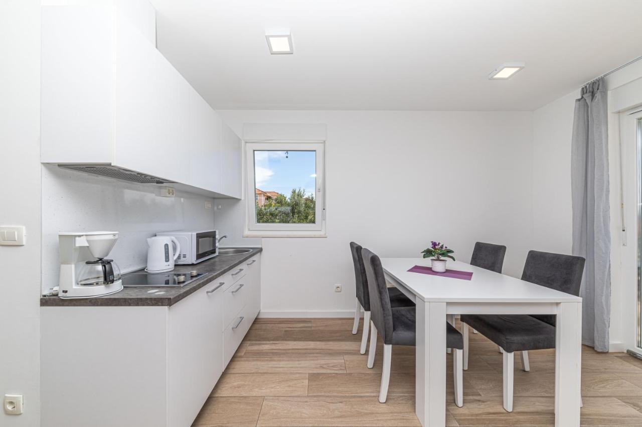 Blue View Apartment Трогир Екстериор снимка
