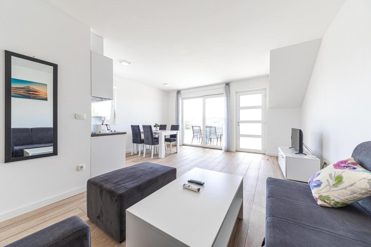 Blue View Apartment Трогир Екстериор снимка